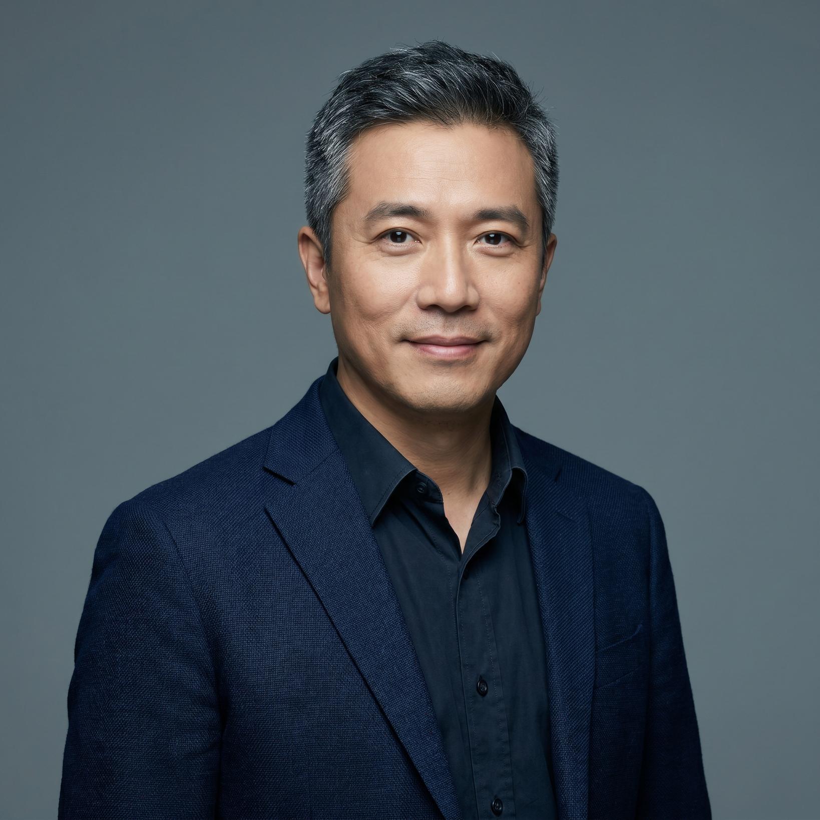 偷拍视频专家：张导演